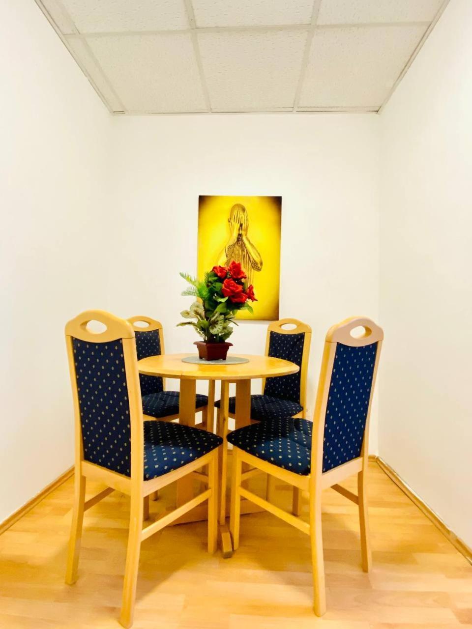 Comfortable Room In The 23Rd District Of Vienna Fr4 Exterior foto