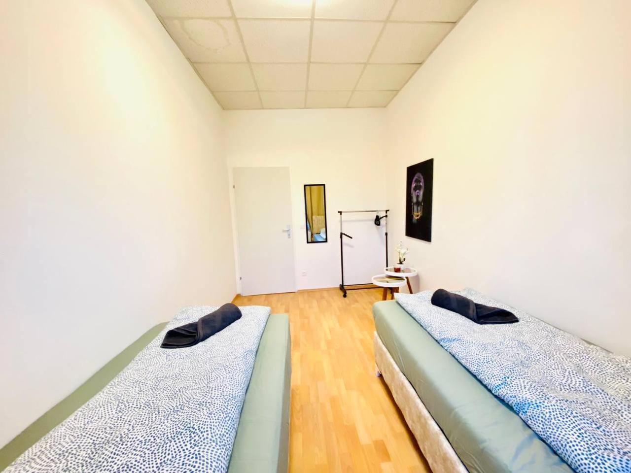 Comfortable Room In The 23Rd District Of Vienna Fr4 Exterior foto