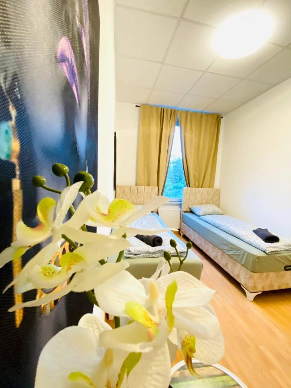 Comfortable Room In The 23Rd District Of Vienna Fr4 Exterior foto